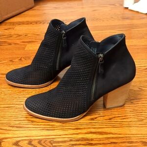 EUC Paul Green perforated booties size 10